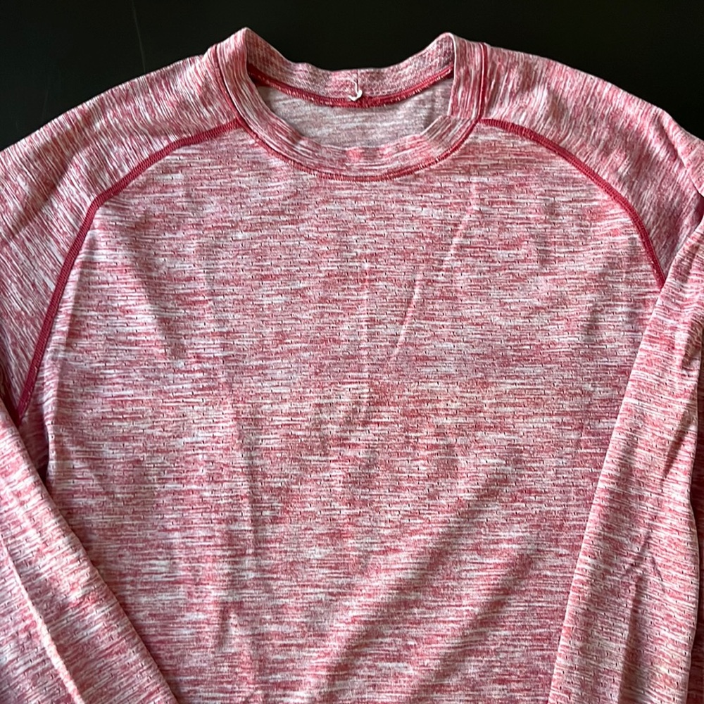 Lululemon Metal Vent long sleeve xs Euc